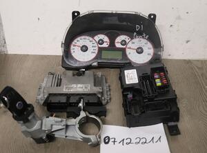 Engine Management Control Unit FIAT Grande Punto (199) 0281013368