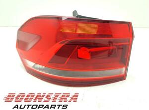 Combination Rearlight VW TOURAN (5T1)