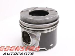 Piston VOLVO V70 III (135)