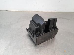 Fuse Box RENAULT CLIO V (B7_)