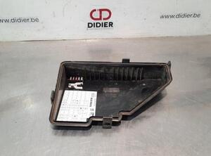 Fuse Box VOLVO V60 II (225), VOLVO V60 II Cross Country (227)