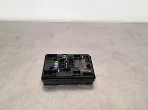 Fuse Box RENAULT CAPTUR II (HF_)