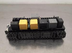 Fuse Box MERCEDES-BENZ GLA-CLASS (X156)