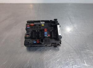 Fuse Box PEUGEOT 807 (EB_)