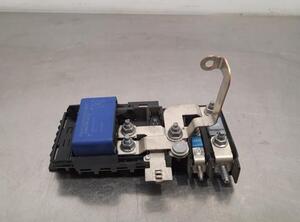 Fuse Box MERCEDES-BENZ GLA-CLASS (X156)