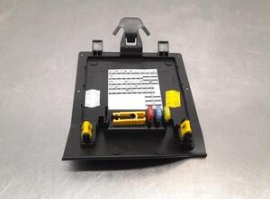 Fuse Box RENAULT CAPTUR II (HF_)