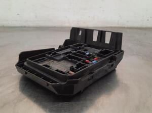 Fuse Box NISSAN JUKE (F16_)