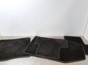 Floor mat (Carpet Mat) PEUGEOT 308 III (FB_, FH_, FP_, F3_, FM_)