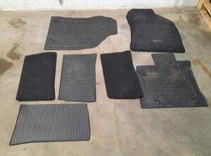 Floor mat (Carpet Mat) LEXUS CT (ZWA10_)