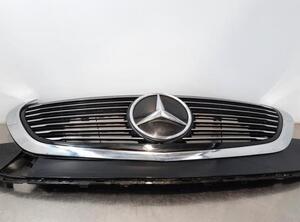 Grill von einem Mercedes EQC (922)