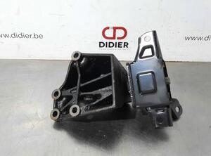 Engine Mount Bracket HYUNDAI i30 Estate (PDE)