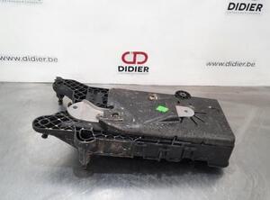 Batterieträger von einem Audi Q3