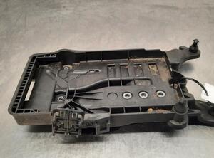 
Batterieaufnahme VW Polo VI AW 2Q0915331 P21488444
