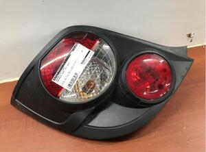 Combination Rearlight CHEVROLET Aveo Schrägheck (T300)