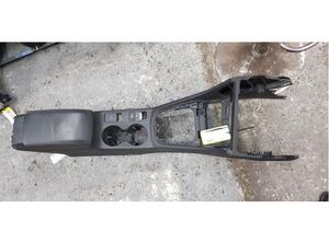 Armlehne Audi Q3 8U  P13575011