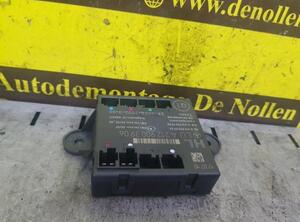 Control unit for door drawing support MERCEDES-BENZ C-Klasse (W204)