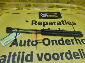 Gasveer kofferruimte OPEL Astra H (L48)