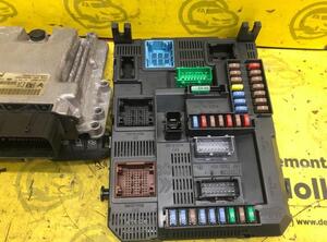 Engine Management Control Unit PEUGEOT 308 SW II (L4, LC, LJ, LR, LX)