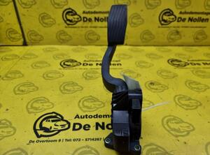 Accelerator pedal OPEL Corsa D (S07)