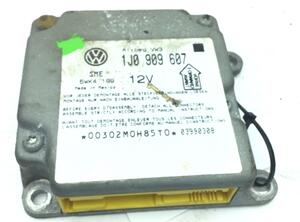 Airbag Control Unit VW Passat Variant (3B5)