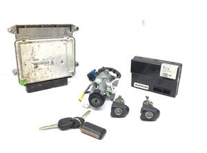 Control unit for engine KIA Cee&#039;D Schrägheck (ED), KIA Cee&#039;D SW (ED), KIA Pro Cee&#039;D (ED)