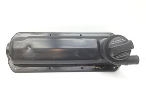 Cylinder Head Cover VW Golf IV (1J1)