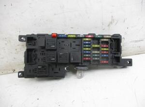 Fuse Box VOLVO S60 I (--)