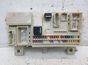 Fuse Box VOLVO V50 (MW)