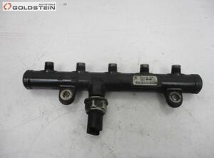 Fuel Distributor Pipe FORD Focus II Cabriolet (--)