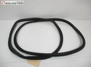 Boot / Trunk Lid Seal MERCEDES-BENZ E-Klasse (W212)