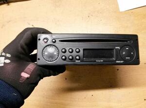 Autoradio Radio Audio Auto CD Display MIT CODE 8200354519 Dacia Logan LS,  59,99 €