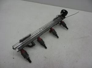 Petrol Fuel Rail VOLVO V40 Kombi (VW)