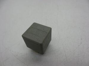 Wash Wipe Interval Relay SAAB 9-3 (YS3D), SAAB 9-3 Cabriolet (YS3D), SAAB 9-5 Estate (YS3E), SAAB 9-3 (YS3F, E79, D79, D75)