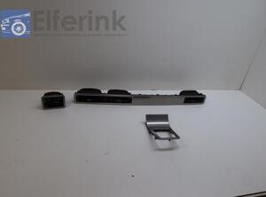 Instrument panle border VOLVO V70 III (135)