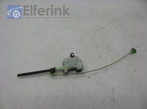 Servomotor for fuel filler flap VOLVO V60 I (155, 157), VOLVO V70 III (135), VOLVO XC60 (156), VOLVO S80 II (124)