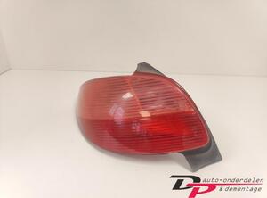 Combination Rearlight PEUGEOT 206 Hatchback (2A/C), PEUGEOT 206 Saloon, PEUGEOT 206 SW (2E/K)