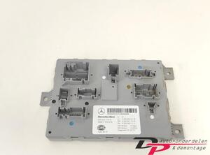 Control unit for door drawing support MERCEDES-BENZ C-CLASS T-Model (S205), MERCEDES-BENZ C-CLASS (W205)