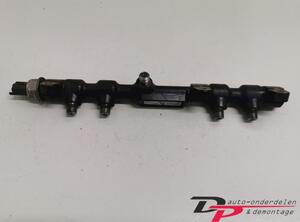 Petrol Fuel Rail FORD Mondeo III Turnier (BWY)