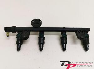 Petrol Fuel Rail RENAULT CLIO II (BB_, CB_), RENAULT THALIA I (LB_)