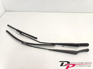 Wiper Arm VW TOURAN (1T1, 1T2)