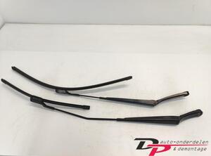 Wiper Arm VW GOLF VII (5G1, BQ1, BE1, BE2), VW GOLF VII Variant (BA5, BV5), VW GOLF VIII Variant (CG5)