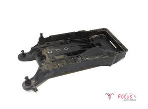 Battery holder SEAT Ibiza V (KJ1)