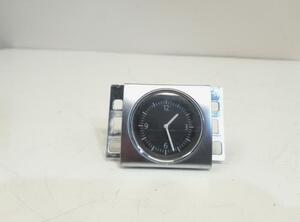 Uhr VW Passat B7 362 3AA919204A P17847578