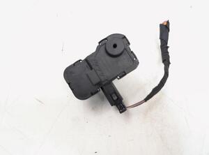 Servomotor for fuel filler flap VW POLO (AW1, BZ1)