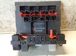 Fuse Box VW TOURAN (1T1, 1T2)