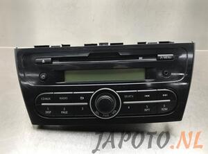 CD-Radio MITSUBISHI MIRAGE / SPACE STAR Hatchback (A0_A)