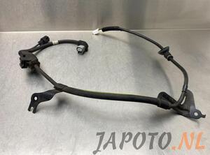 Handbrake Cable TOYOTA YARIS (_P21_, _PA1_, _PH1_)