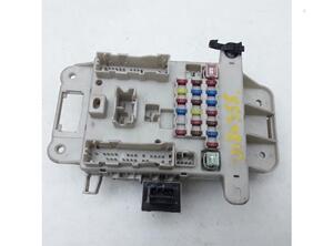 Fuse Box TOYOTA RAV 4 II (_A2_)