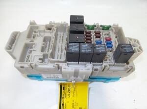 Fuse Box MITSUBISHI OUTLANDER I (CU_W)