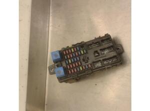 Fuse Box HYUNDAI TRAJET (FO)